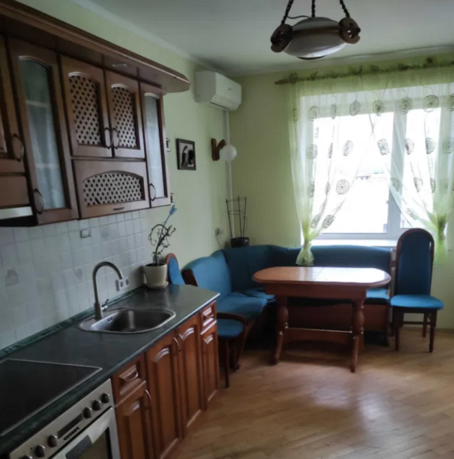 Оренда Квартира 2-кімнатна, 16/16 поверх на Вишняківська, 11 Kiev - photo 1