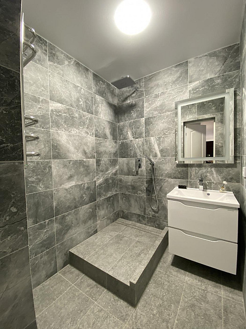 Продаж Квартира 3-кімнатна, 6/10 поверх на вул. Героїв Десантників Житомир - фото 2