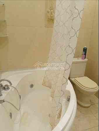 Продаж Квартира 3-кімнатна, 1/13 поверх на вул. Дружби народів Kharkiv