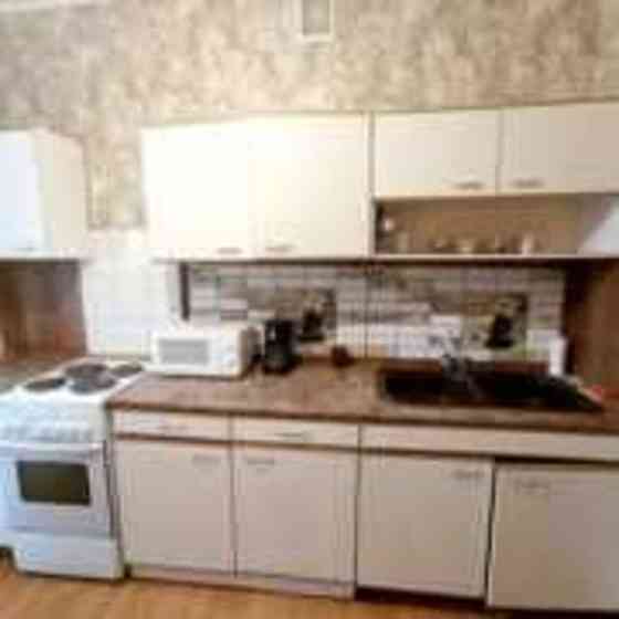 Оренда Квартира 2-кімнатна, 3/10 поверх на Хмельницкая ул., 10 Київ