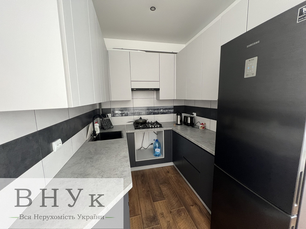 Продаж Квартира 1-кімнатна, 4/6 поверх на Сковороди Григорія  - photo 1