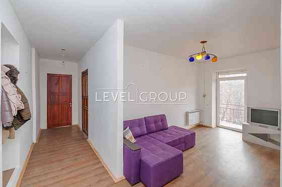 Продаж Квартира 2-кімнатна, 5/5 поверх на Кирилівська Київ