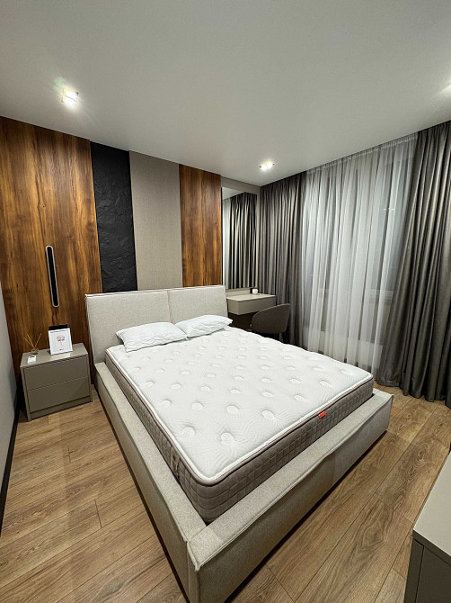 Продаж Квартира 2-кімнатна, 22/25 поверх на Олександра Олеся вул., д. 1 Kiev - photo 1