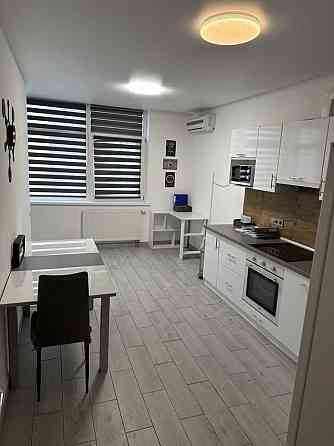 Продаж Квартира 2-кімнатна, 9/15 поверх на Олександра Олеся вул., д. 6Б Київ