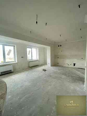 Продаж Будинок 6-кімнатний на вул. Запорізька Богдашів