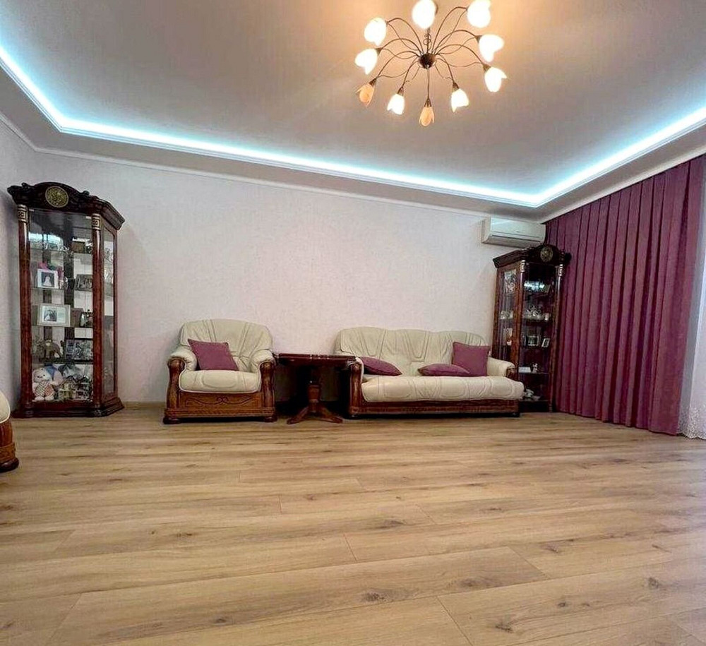 Продаж Квартира 2-кімнатна, 5/10 поверх на Малышева ул., 32 Дніпро - фото 3