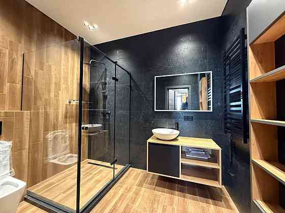 Продаж Квартира 2-кімнатна, 1/7 поверх на Фонтанская дорога, 77А Odessa