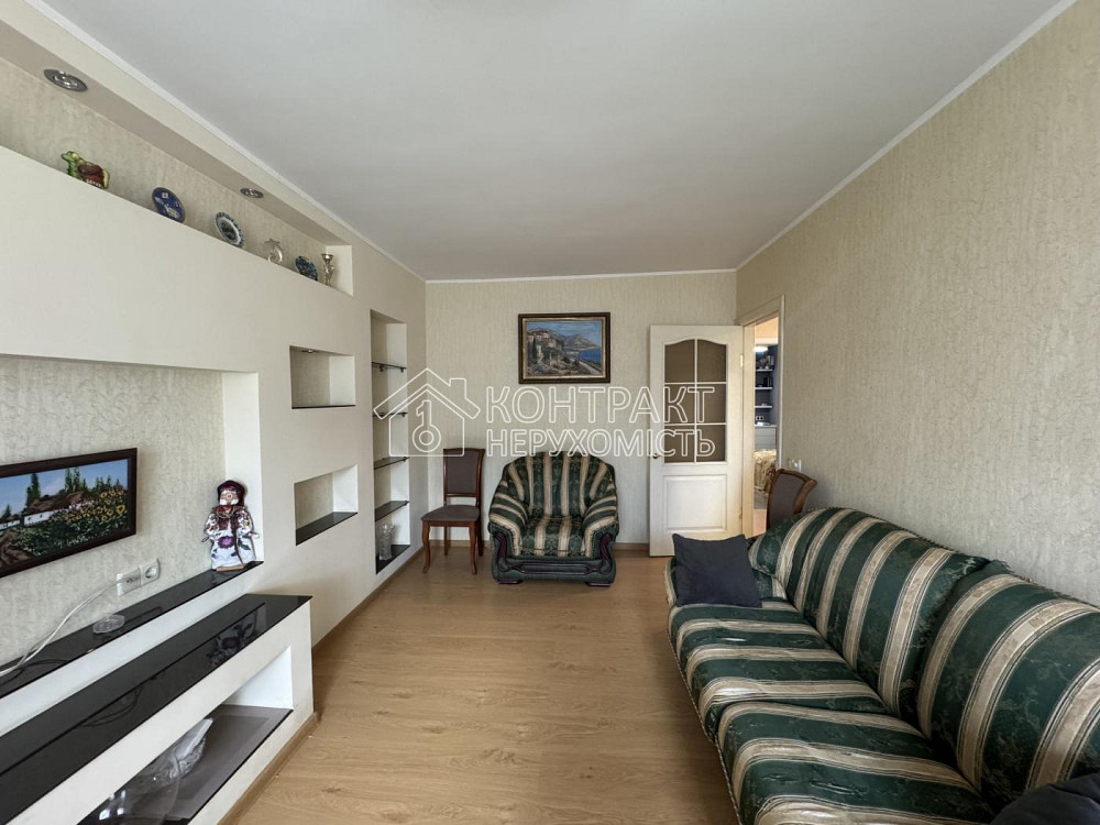 Продаж Квартира 3-кімнатна, 4/5 поверх на вул. Каденюка Харків - фото 2