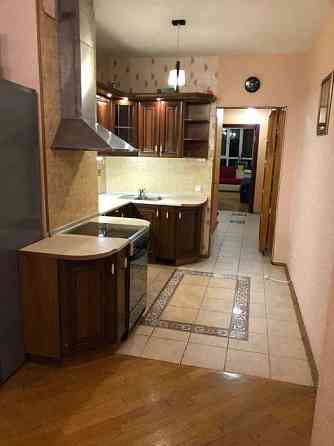 Оренда Квартира 3-кімнатна, 11/22 поверх на ул. Александра Мишуги Київ