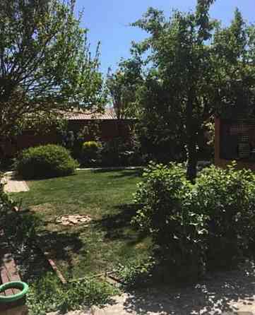 Добротный дом не далеко от озера. Сухий Лиман