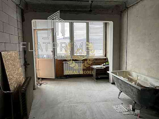 Продаж Квартира 2-кімнатна на Джона Маккейна ул., 22А Киев