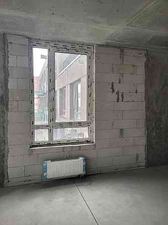 Продаж 3к Квартира 124.6 кв.м Салютна вул. Kiev