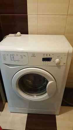 Оренда Квартира 3-кімнатна, 4/16 поверх на ул. Бориспольская, 34 Kiev