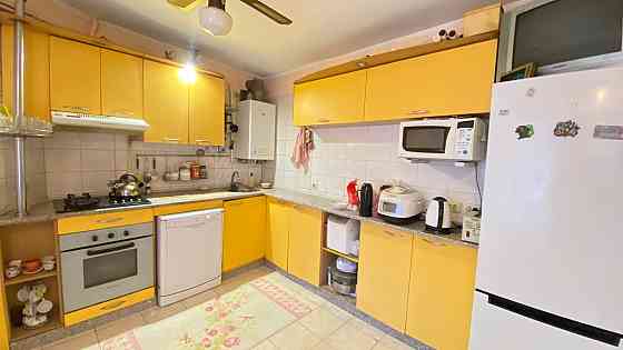 Продам 3-х комнатную квартиру в центре на Нежинской Одесса