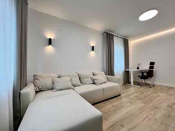 Продаж Квартира 2-кімнатна, 15/25 поверх на Юлії Здановської вул., д. 85Б Київ