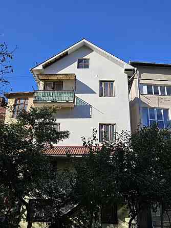 Продаж Квартира 5-кімнатна, 2/3 поверх на Мазепи Гетьмана вул., 83 Івано-Франківськ