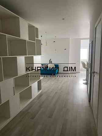 Оренда Квартира 2-кімнатна, 23/25 поверх на Драгоманова ул. Kiev