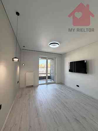 Продаж Квартира 1-кімнатна, 3/9 поверх на Тлехаса Ужгород