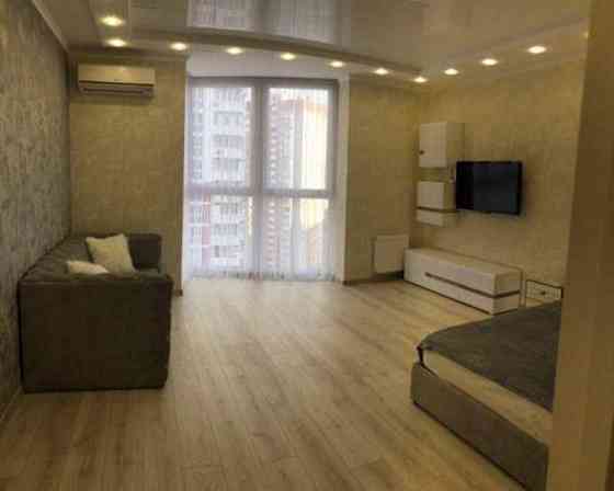 Оренда Квартира 1-кімнатна, 19/25 поверх на ул. Михаила Драгоманова, 4 Київ