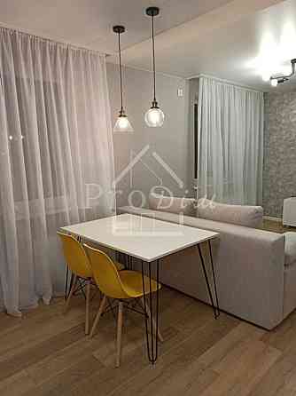 Оренда Квартира 2-кімнатна, 3/12 поверх на Леопольда Ященка вул. (Василя Жуковського), 5 Kiev