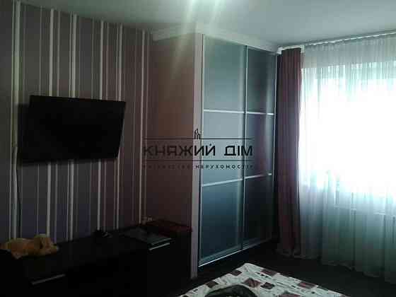 Оренда Квартира 1-кімнатна, 3/9 поверх на Урловская ул. Київ