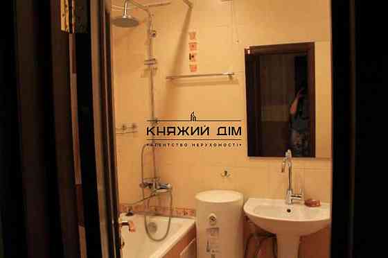 Продаж 2-х кімнатної квартири по вул. Ломоносова, 58. Код об'єкта 21145065 Київ