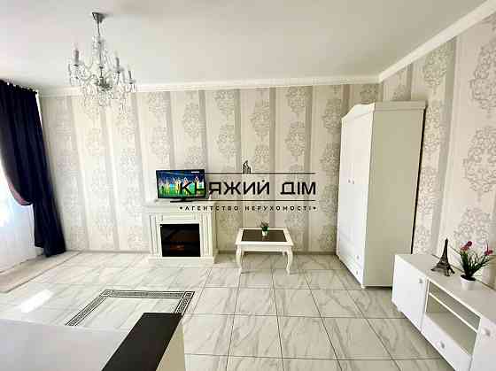 Оренда Квартира 1-кімнатна, 12/16 поверх на Ломоносова ул./Юлії Здановської Київ