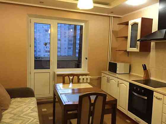 Оренда Квартира 1-кімнатна на ул. Вишняковская, 3 Київ