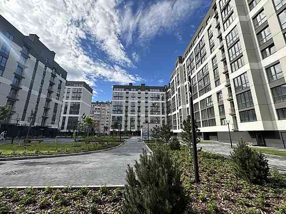 Продаж Квартира 2-кімнатна, 1/10 поверх на вул. Крихівці / Виноградна Івано-Франківськ