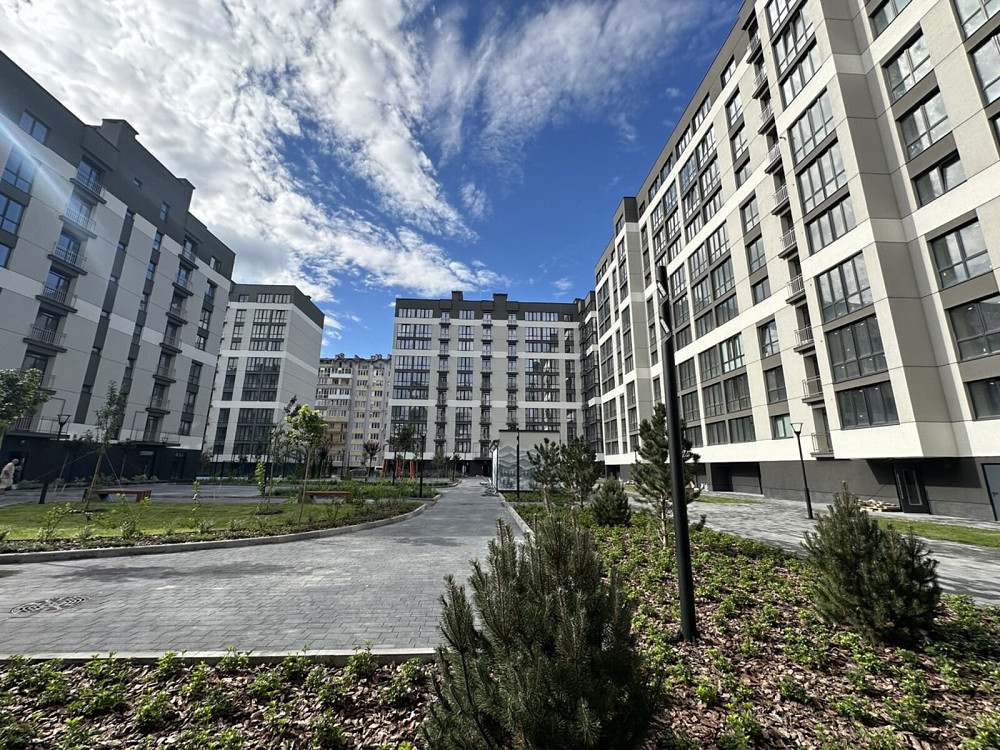 Продаж Квартира 2-кімнатна, 1/10 поверх на вул. Крихівці / Виноградна Івано-Франківськ - фото 1