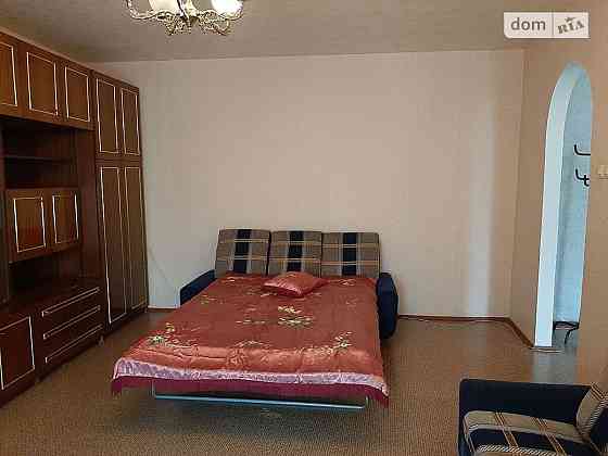 Оренда Квартира 1-кімнатна, 5/12 поверх на вул. Анни Ахматової, 9/18 Київ