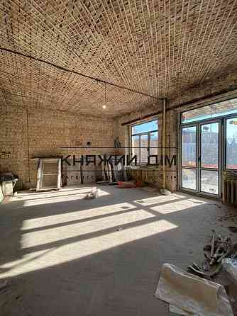 Велика квартира метро Хрещатик Київ