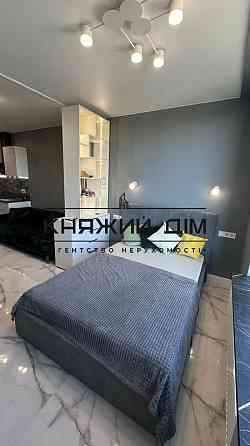 Продаж 1 кімнатної квартири студіїї в ЖК Берег Дніпра по вул. Дніпровська Набережна 17 21146055 Киев