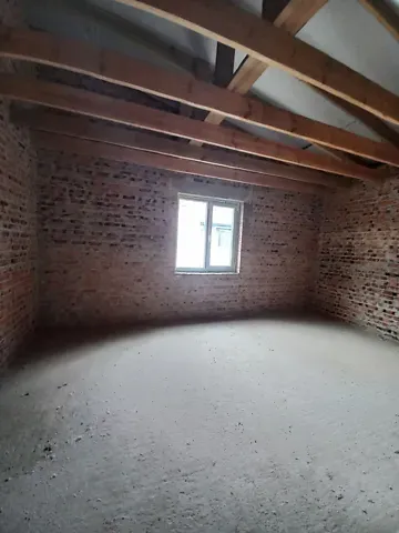 Продаж 2-поверховий   120 кв.м 4 кімн. на Кулика і Гудачека (Макарова) вулиця Рівне - фото 1