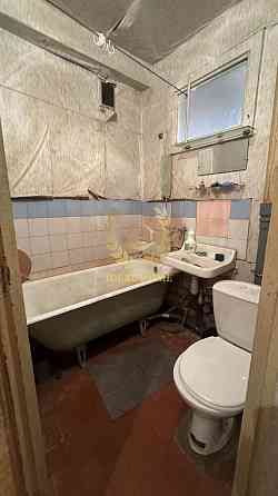 Продам 1-кімнатну квартиру по вулиці Дружбі Народів Киев