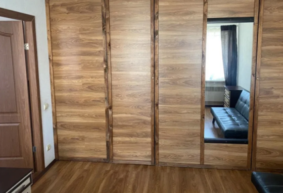 Однокомнатная квартира в Малиновском районе. Одеса