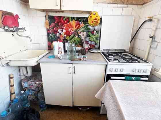 Оренда Квартира 2-кімнатна, 5/5 поверх на Чорних Запорожців, 8В Киев