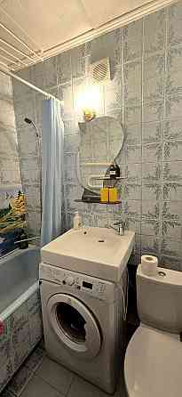 Оренда Квартира 2-кімнатна, 3/5 поверх на Академіка Шалімова вул. (Героїв Севастополя), 1 Kiev