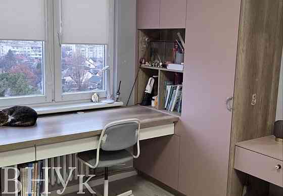 Продаж Квартира 3-кімнатна, 9/9 поверх на Проспект Свободи, 50 Ужгород