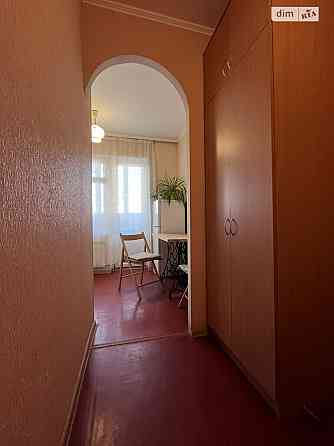 Оренда Квартира 1-кімнатна, 8/9 поверх на просп. Червоної Калини, 3В Киев