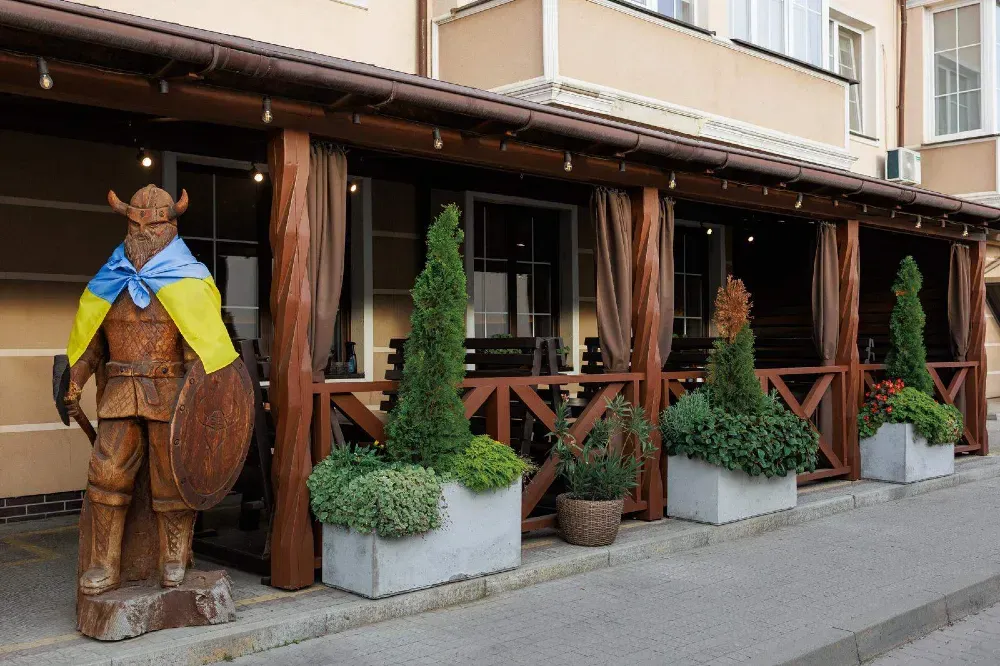 Продаж Приміщення в житловому будинку площа 152 кв.м 1-й поверх на Володимирська 90а Ужгород - фото 4