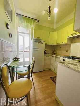 Продаж Квартира 3-кімнатна, 4/5 поверх на Миколи Зерова(р-н Cкриня L'viv