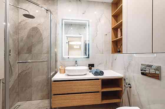 Продаж Квартира 2-кімнатна на ул. Жемчужная, 9 Лиманка