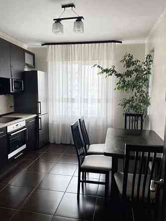 Оренда Квартира 2-кімнатна, 15/16 поверх на ул. Урловская Kiev