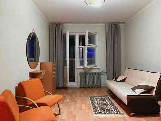 Оренда Квартира 1-кімнатна, 16/16 поверх на ул. Урловская, 9 Киев