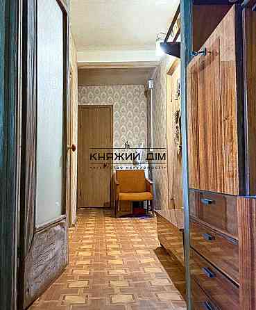 одаж 2-к квартири на Березняках Киев