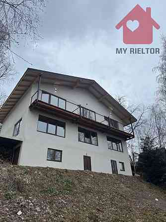 Продаж будинку у топовій локації - схил гори Красія с.Вишка 