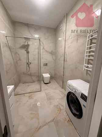 Продаж Квартира 1-кімнатна, 3/3 поверх на Грушевського Ужгород