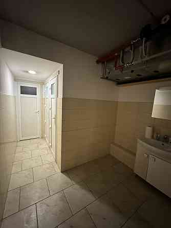 Продаж торгове приміщення на вул. Целевича Ю. Ivano-Frankivs'k