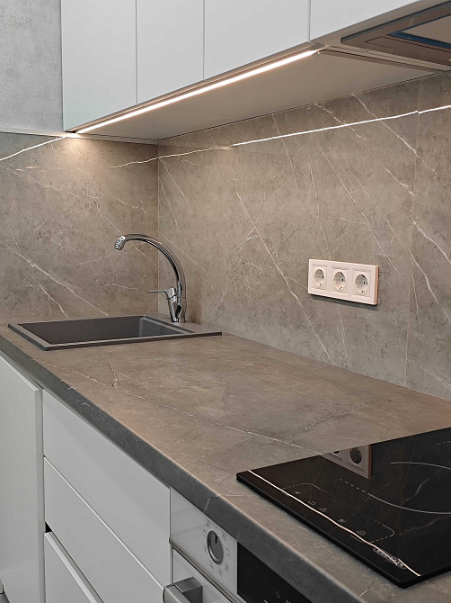 Продаж Квартира 2-кімнатна, 8/26 поверх на Причальна вул., д. 12 Киев - изображение 1